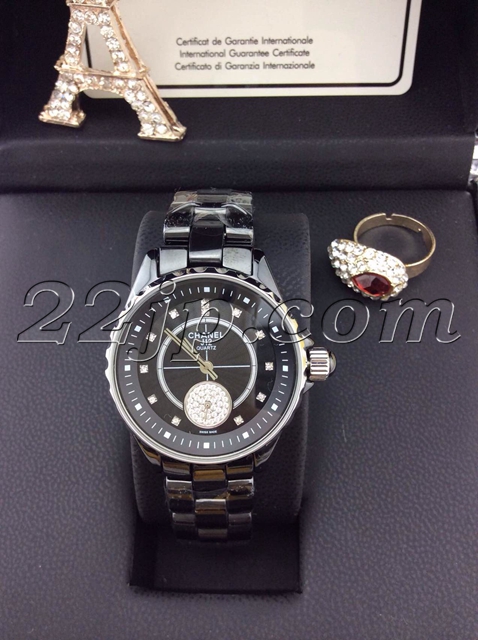 シャネル時計正面デザイン